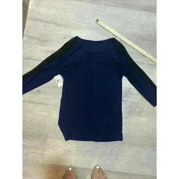 Two by Vince Camuto Stretchy Top Blouse Size Small Black/Blue Sheer 3/4 Sleeves - Picture 7 of 8